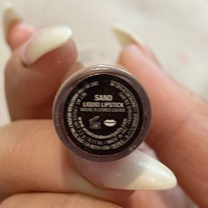 ABH Sand Liquid Lipstick